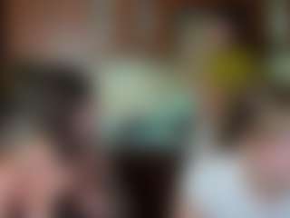 Live cam show with Hot-Caramells - Brown Hair on TeamSkeetLive