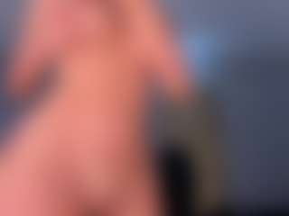 Lisa Flowers's Live Sex Cam Show