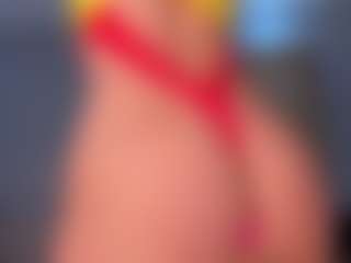 Live cam show with Lisa Flowers - Brown Eyes on SinfulBabes