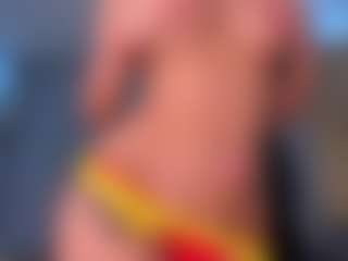 Live cam show with Lisa Flowers - Blonde Hair on Streamer API