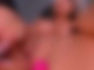Live cam show with Lisa Flowers - Fingering White on SpunkLive | colombia