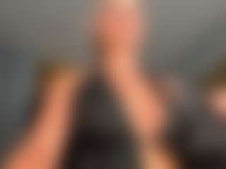 Lisa Flowers's Live Sex Cam Show