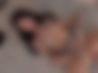 Live cam show with MissMeegan - Double Penetration on Camiplay Live