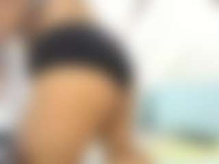ValeriaGil's Live Sex Cam Show