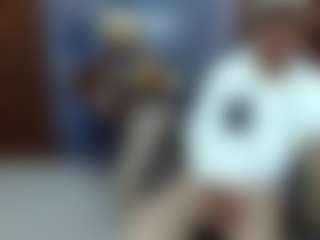 Live cam show with chrisshott - White on camtv | colombia