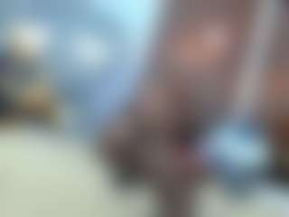 Live cam show with chrisshott - Blowjob on Stripli.com