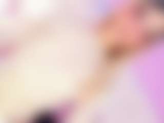 Live cam show with DaleskaSanchez - Average on slutload