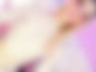 Live cam show with DaleskaSanchez - Smoking on Camsoda
