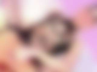 Live cam show with DaleskaSanchez - Brown Eyes on Chatstar