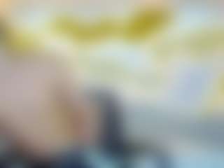 Live cam show with hollmanfronsh - Facial on Dolls Live
