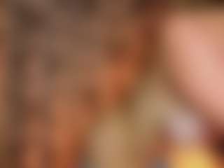 Live cam show with JeanelleJue - Green Eyes on Camsoda