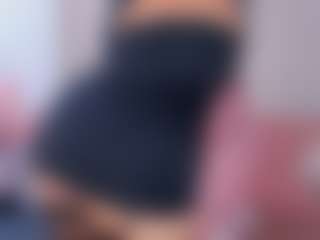 Live cam show with Marie - Public MILF on iamadamtest123.com