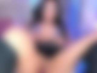 Live cam show with Mia K - Brown Hair on Fapmatic.com