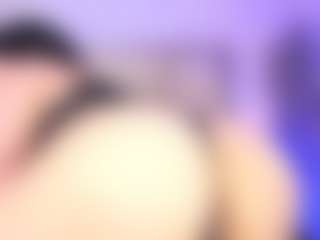 Live cam show with Mia K - Cock Rating on Milfs Live