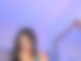 Live cam show with Mia K - Cute on friskycurves.com