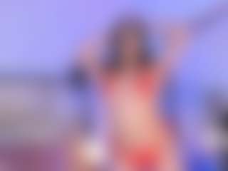 Live cam show with Mia K - Shaved Pussy on Fit Hotties