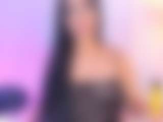 Live cam show with Mia K - Squirt on Camsoda