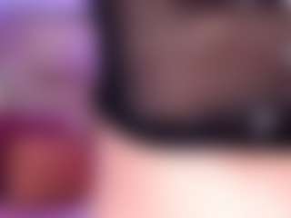 Live cam show with Mia K - Petite Teen (18+) on StripNow
