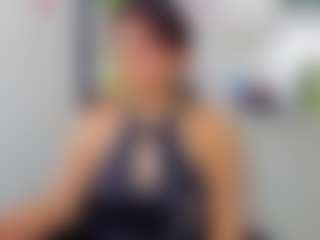 Live cam show with Raven-rouge - Facial on Fling VIP Chat