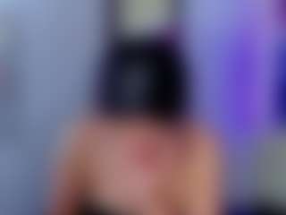 Live cam show with Raven-rouge - Public on Instabang