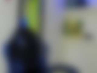 Live cam show with Raven-rouge - Smoking on Camsoda