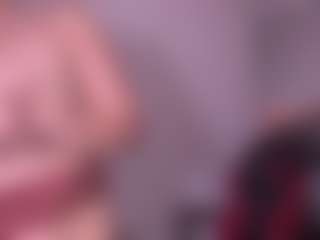 Live cam show with Raven-rouge - Facial Piercings on slutload