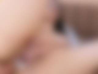 Live cam show with Amy-wats0n - Ass To Mouth on Cam Slut