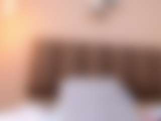 Live cam show with Amy-wats0n - Average on TastyBlacksLive