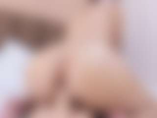 Live cam show with Amy-wats0n - Ass To Mouth on AdultVida.com