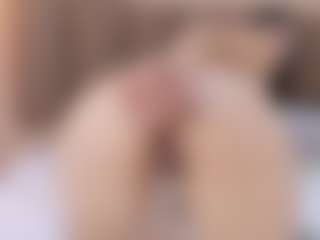 Amy-wats0n's Live Sex Cam Show