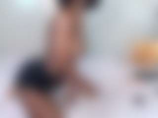Lunahh's Live Sex Cam Show