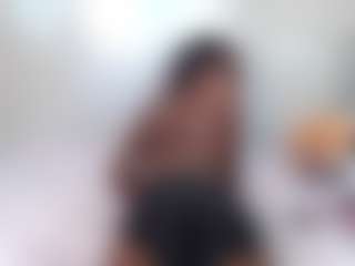 Lunahh's Live Sex Cam Show