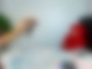 Live cam show with Lunahh - Facial on Camsoda