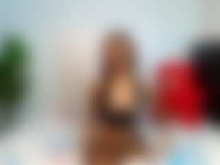 Live cam show with Lunahh - Spanish Mature on instabang