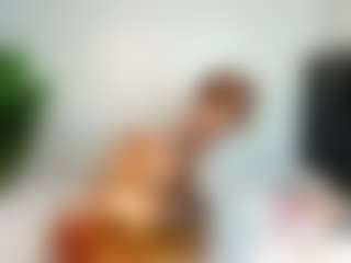 Lunahh's Live Sex Cam Show