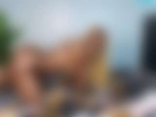 Lunahh's Live Sex Cam Show