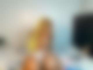 Lunahh's Live Sex Cam Show