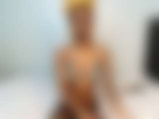 Lunahh's Live Sex Cam Show