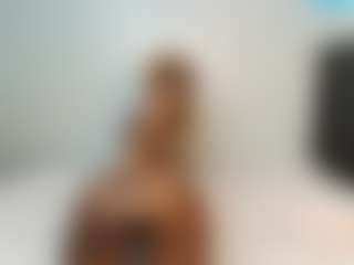 Live cam show with Lunahh - Squirt Mature on Camsoda