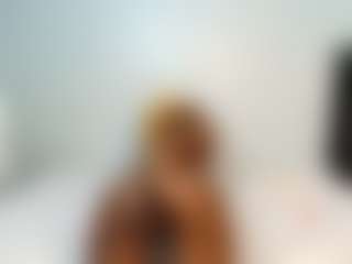 Lunahh's Live Sex Cam Show