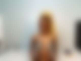 Lunahh's Live Sex Cam Show