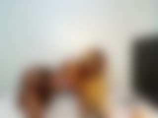 Live cam show with Lunahh - Middle Aged on TastyBlacksLive