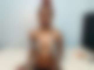 Lunahh's Live Sex Cam Show