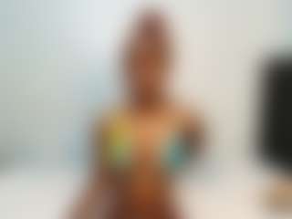 Lunahh's Live Sex Cam Show