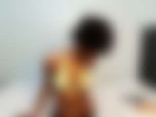 Lunahh's Live Sex Cam Show