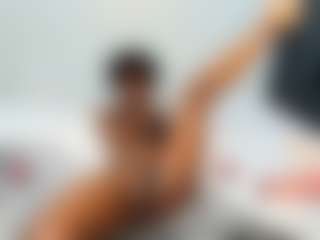 Lunahh's Live Sex Cam Show