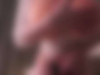 Live cam show with MerrillKopperman - Butt Plug on wildcum.com