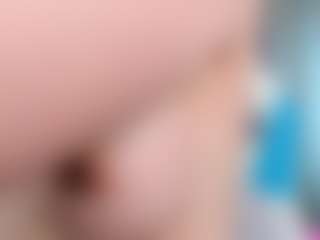 Live cam show with Vanessa Cole - Normal on Camsoda