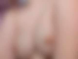Live cam show with Vanessa Cole - Smoking on Milfs Live