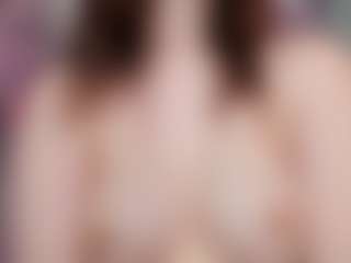 Live cam show with Vanessa Cole - Striptease on xDating